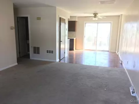 427 Old Forge Dr, Bath, PA 18014 photo 2