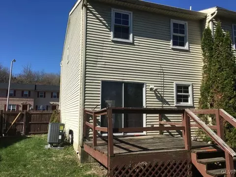 427 Old Forge Dr, Bath, PA 18014 photo 18