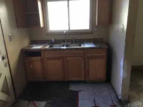 922 E 5th St, Bethlehem, PA 18015 photo 6