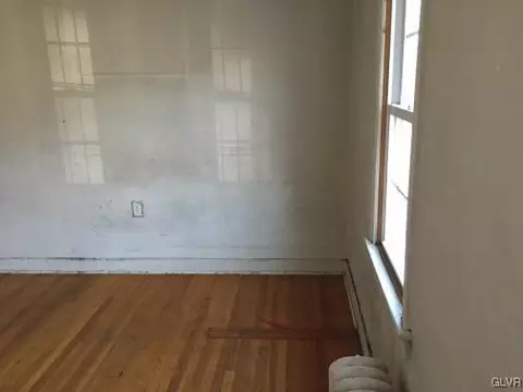 922 E 5th St, Bethlehem, PA 18015 photo 10