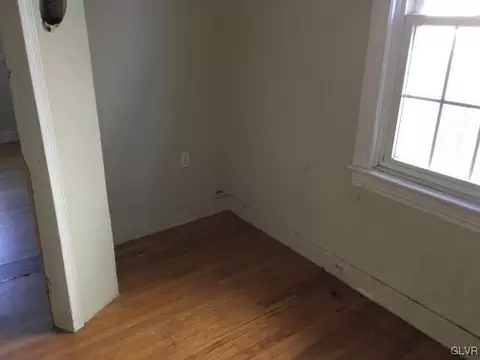 922 E 5th St, Bethlehem, PA 18015 photo 8