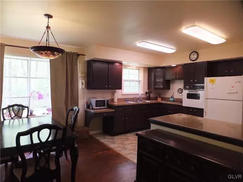 161 Hoffman Rd, Wind Gap, PA 18091 photo 11