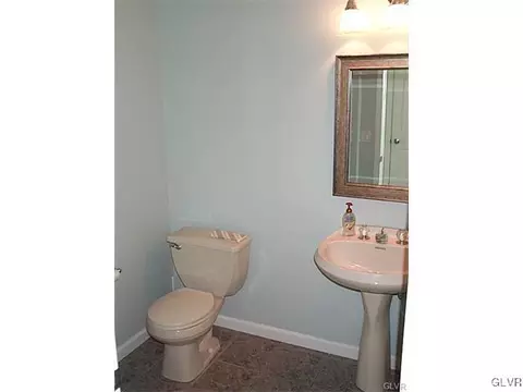 344 Smith Rd, Bath, PA 18014 photo 29