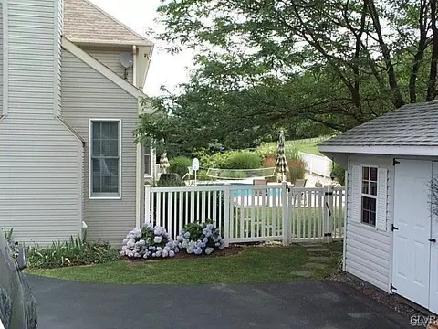 344 Smith Rd, Bath, PA 18014 photo 34