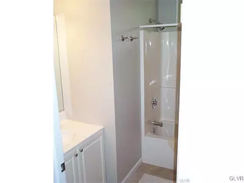 344 Smith Rd, Bath, PA 18014 photo 30