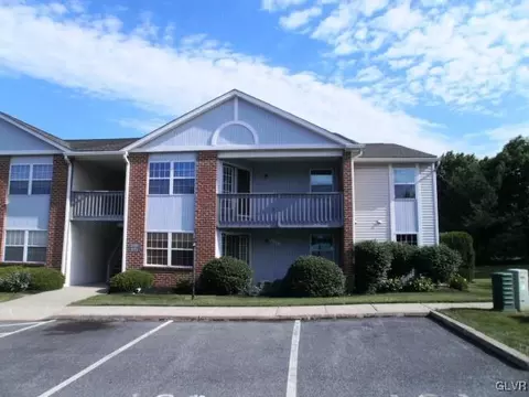 5107 Cheryl Dr, Bethlehem, PA 18017 photo 1