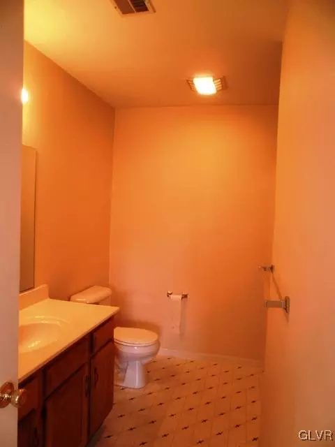 5107 Cheryl Dr, Bethlehem, PA 18017 photo 17