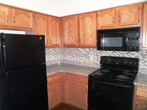 5107 Cheryl Dr, Bethlehem, PA 18017 photo 10