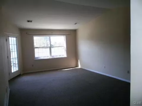 5107 Cheryl Dr, Bethlehem, PA 18017 photo 7