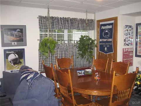 1941 Pine Ct, Hellertown, PA 18055 photo 24