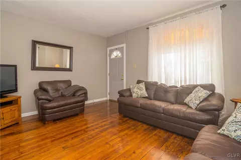 765 5th St, Fullerton, PA 18052 photo 4