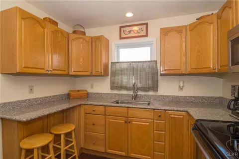 765 5th St, Fullerton, PA 18052 photo 10