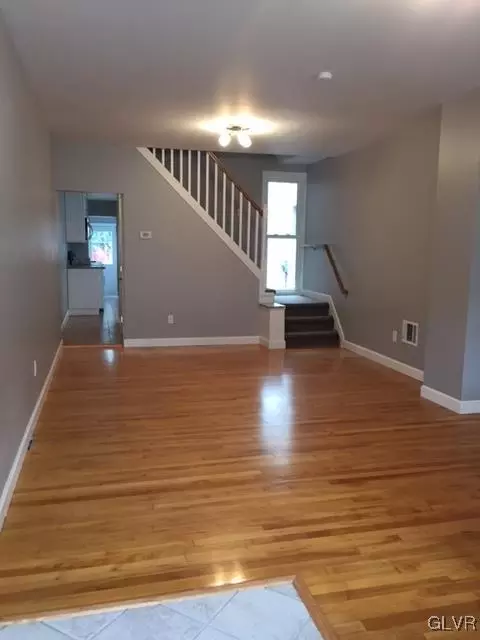 316 E Union Blvd, Bethlehem, PA 18018 photo 2