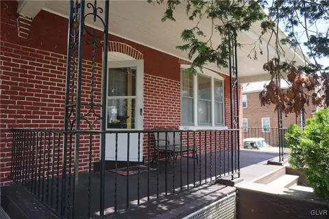 1602 W Broad St, Bethlehem, PA 18018 photo 4