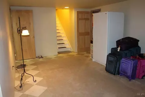 413 Apple Dr, Bath, PA 18014 photo 27