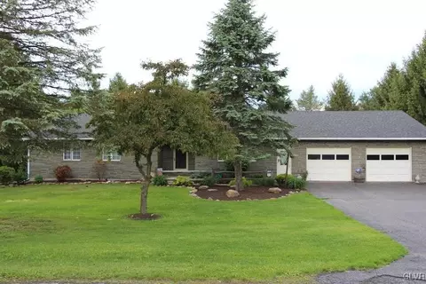 413 Apple Dr, Bath, PA 18014 photo 1