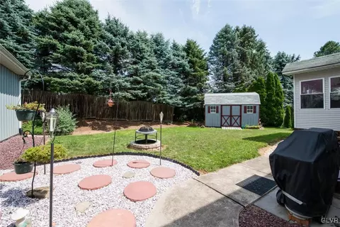 2123 Old Post Rd, Coplay, PA 18037 photo 8