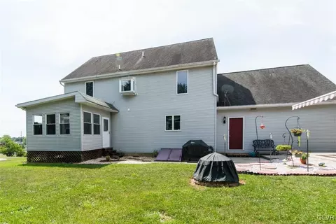 2123 Old Post Rd, Coplay, PA 18037 photo 10