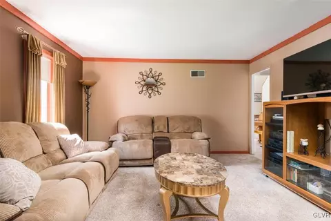 2123 Old Post Rd, Coplay, PA 18037 photo 18
