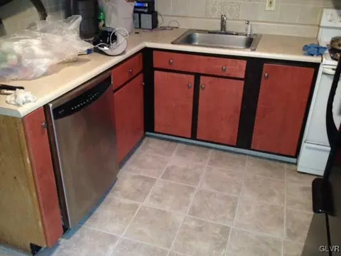 824 E 8th St, Bethlehem, PA 18015 photo 2