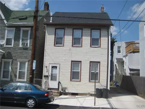 53 E Garrison St, Bethlehem, PA 18018 photo 2