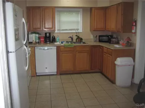 53 E Garrison St, Bethlehem, PA 18018 photo 6