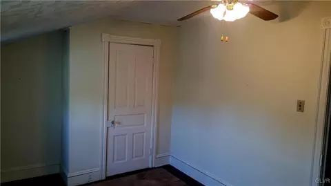 316 Spring St, Bethlehem, PA 18018 photo 18