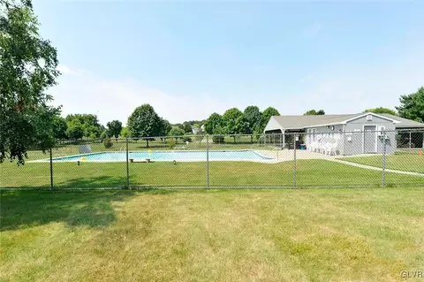 5123 Cheryl Dr, Bethlehem, PA 18017 photo 18