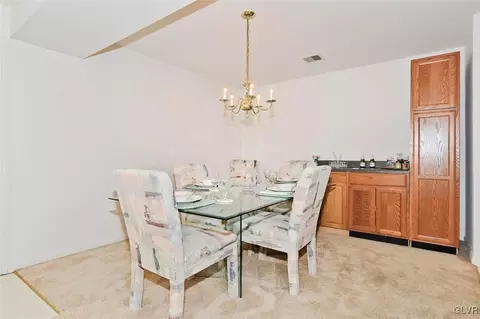 5123 Cheryl Dr, Bethlehem, PA 18017 photo 7