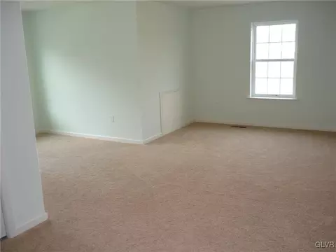 1224 Miller Rd, Wind Gap, PA 18091 photo 12