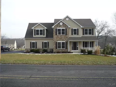 1224 Miller Rd, Wind Gap, PA 18091 photo 2