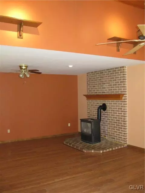 3965 Post Dr, Bethlehem, PA 18017 photo 6