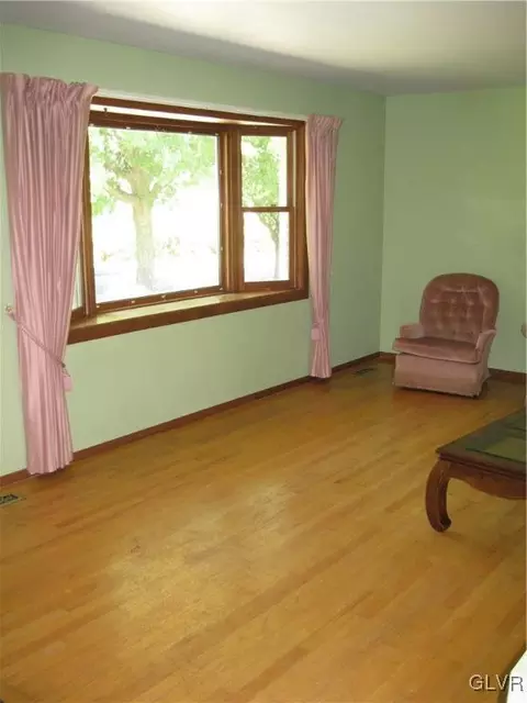 3965 Post Dr, Bethlehem, PA 18017 photo 13