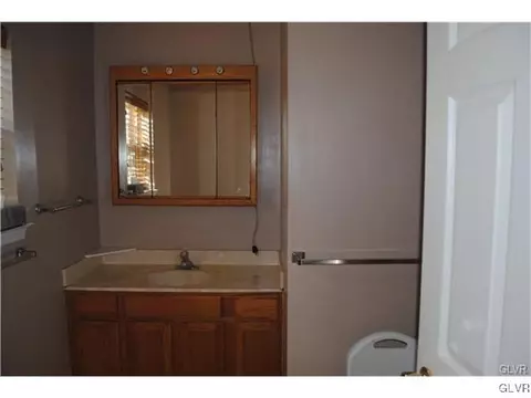 42 Stacey St, Barto, PA 19504 photo 10