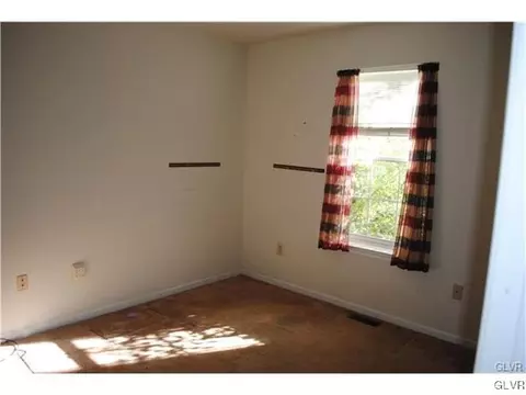 42 Stacey St, Barto, PA 19504 photo 7