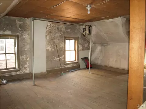 229 E Garrison St, Bethlehem, PA 18018 photo 16
