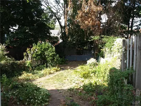 229 E Garrison St, Bethlehem, PA 18018 photo 9
