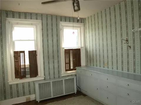 229 E Garrison St, Bethlehem, PA 18018 photo 13