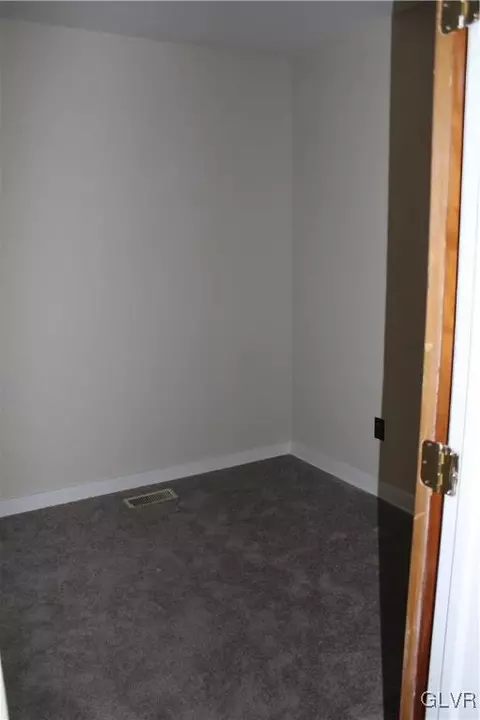 633 Macada Rd, Bethlehem, PA 18017 photo 16