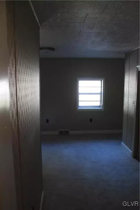 633 Macada Rd, Bethlehem, PA 18017 photo 17