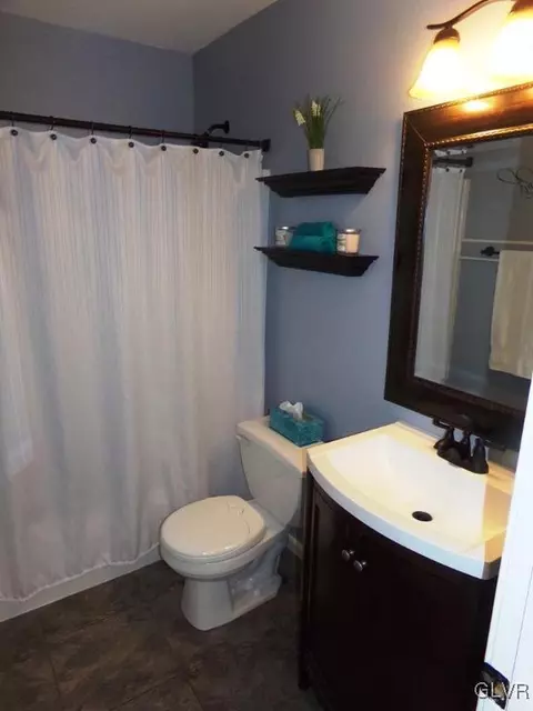 109 A St, Wind Gap, PA 18091 photo 19