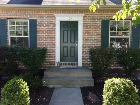 109 A St, Wind Gap, PA 18091 photo 1