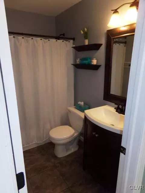 109 A St, Wind Gap, PA 18091 photo 18