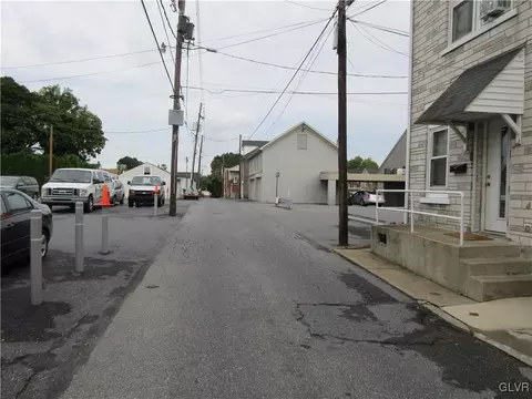 234 Raspberry St, Bethlehem, PA 18018 photo 3