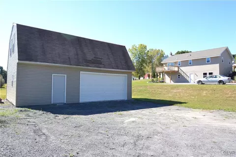 2303 W Best Rd, Bath, PA 18014 photo 2