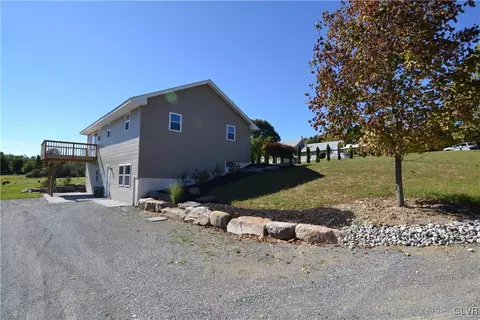 2303 W Best Rd, Bath, PA 18014 photo 18