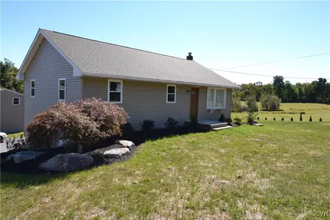 2303 W Best Rd, Bath, PA 18014 photo 1