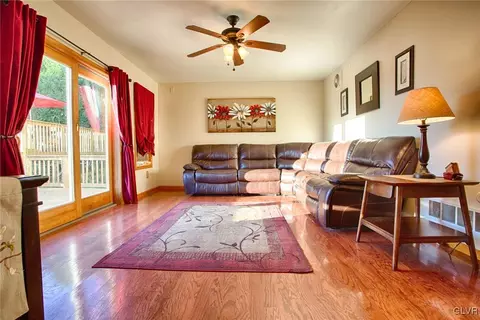 455 Bauer Rd, Bath, PA 18014 photo 8