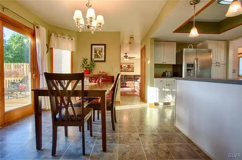 455 Bauer Rd, Bath, PA 18014 photo 5