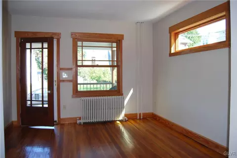 108 Ackerman St, Hellertown, PA 18055 photo 5